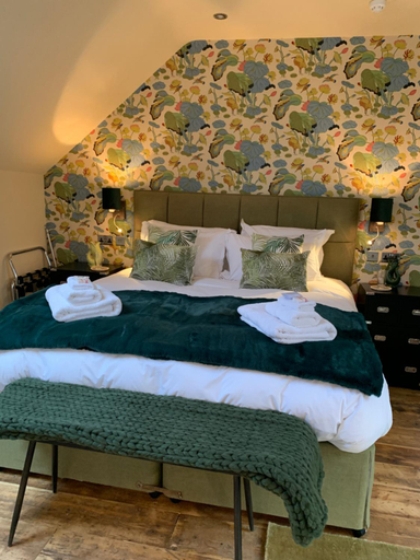 Others 5, No33 THORNHAM BOUTIQUE SUITES, Cambridgeshire