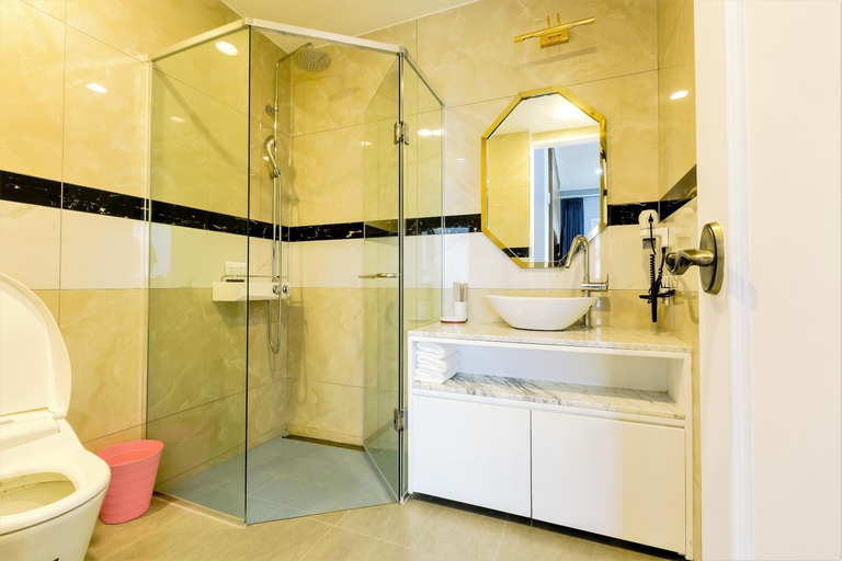 Bathroom 4, GLADSHEIM HOTEL, Seogwipo