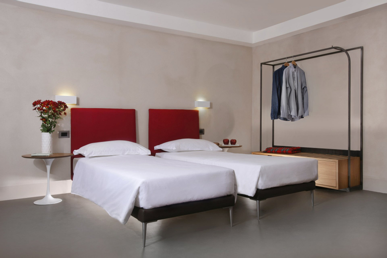 Bedroom 30