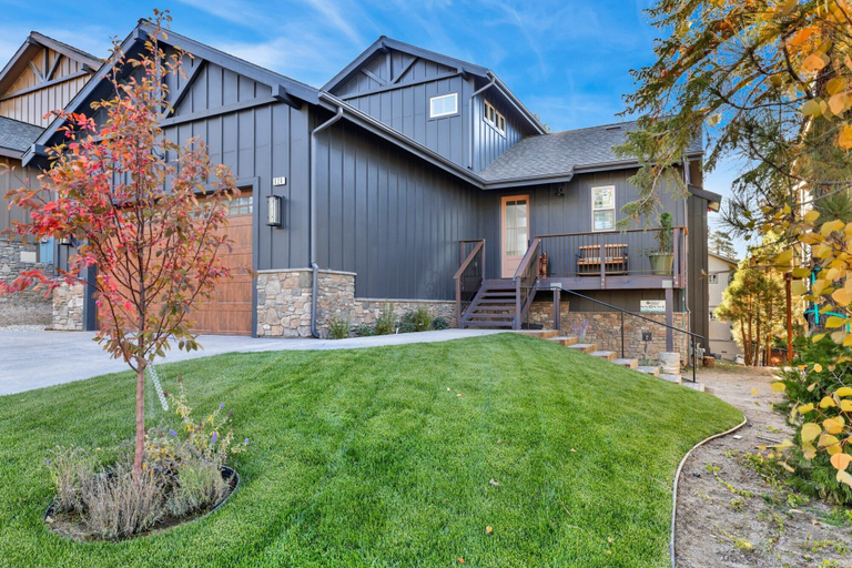 Exterior & Views 2, Pine Meadow Village Castle #2301, San Bernardino