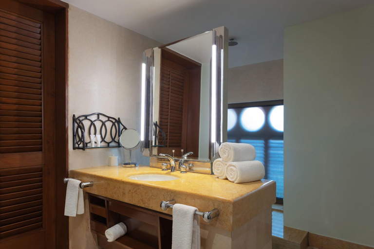 Bathroom 5, ITC Grand Goa, a Luxury Collection Resort & Spa, South Goa