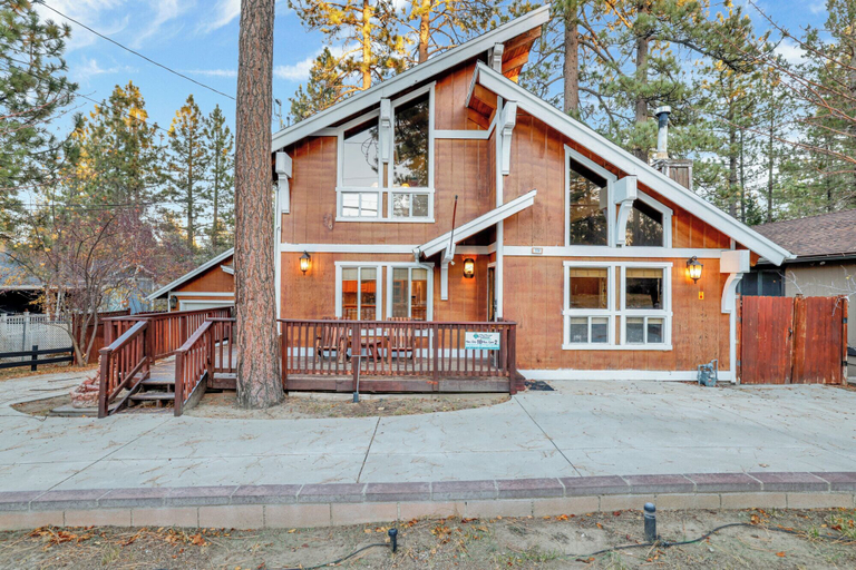 Exterior & Views 2, The Cozy Cottage#2384, San Bernardino