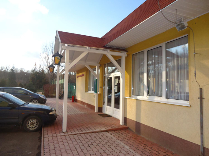 Others 5, Invest Vendeghaz, Eger