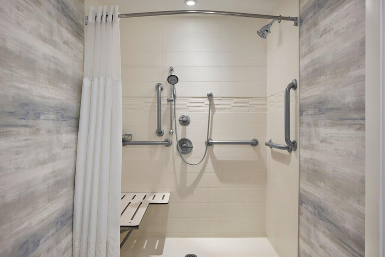 Bathroom 5, Bethany Beach Ocean Suites Residence Inn, Sussex