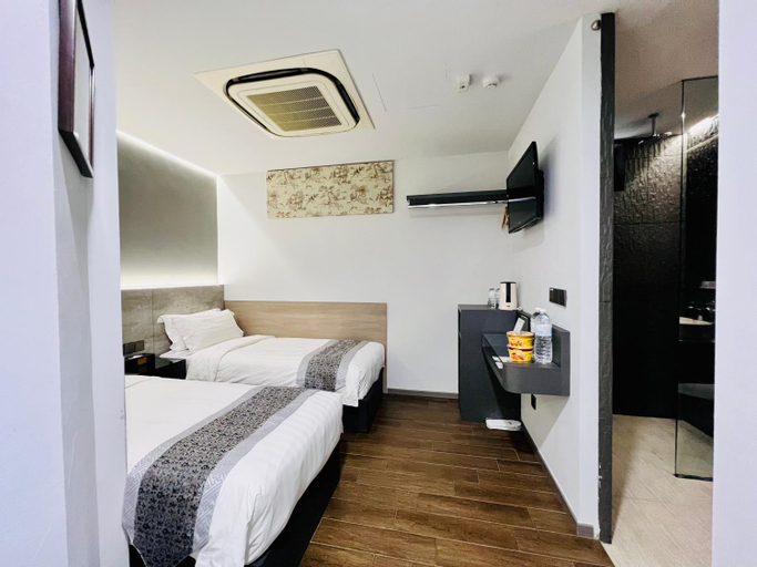 Bedroom 8