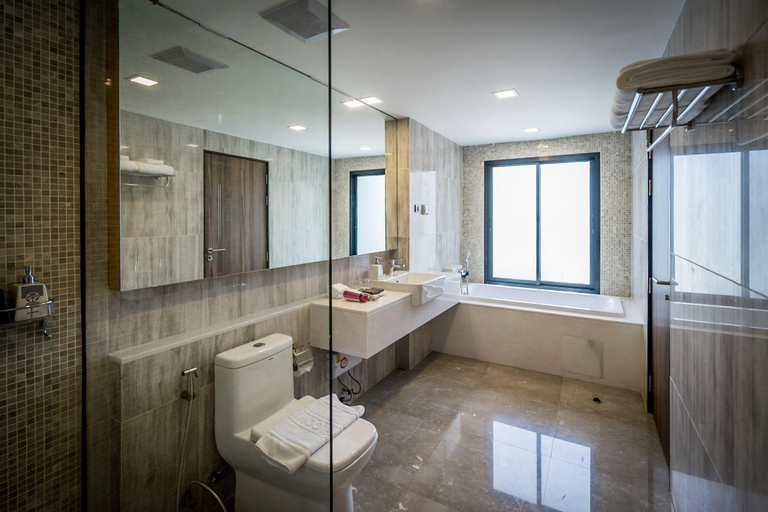 Bathroom 17