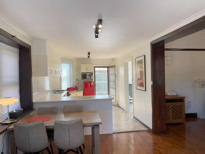 Dining Room 6