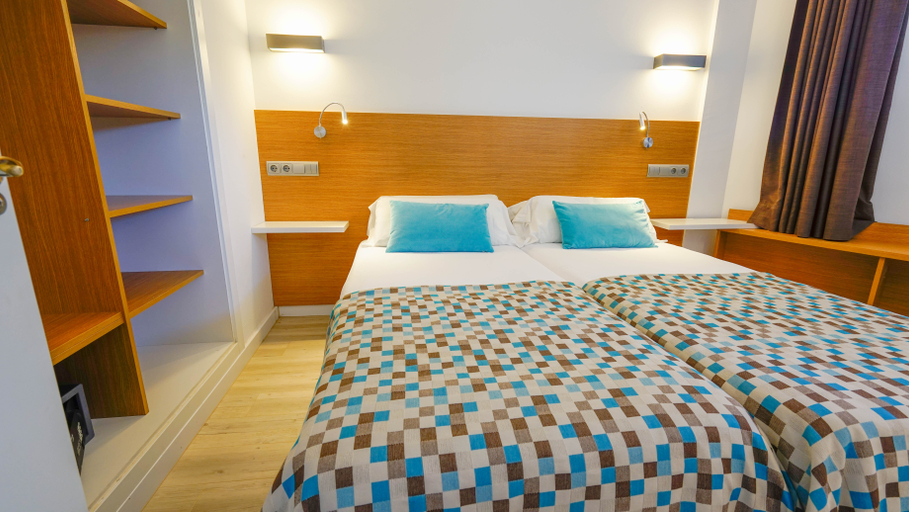 Bedroom 3, Houm Plaza Son Rigo, Baleares