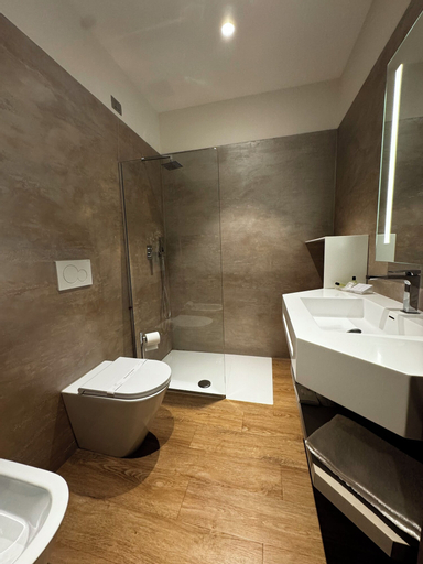 Bathroom 3