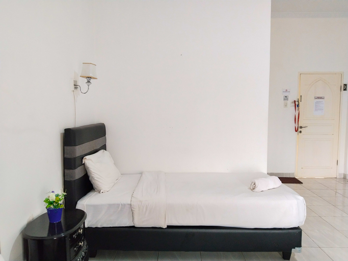 Bedroom 14
