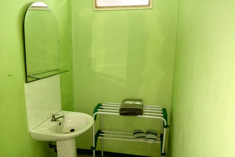 Bathroom 17