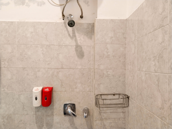 Bathroom 6