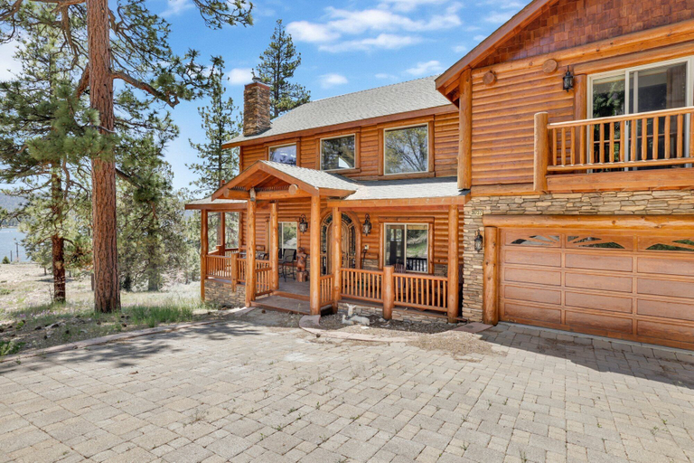 Exterior & Views 2, Cozy Lakeview Hideaway #2261, San Bernardino