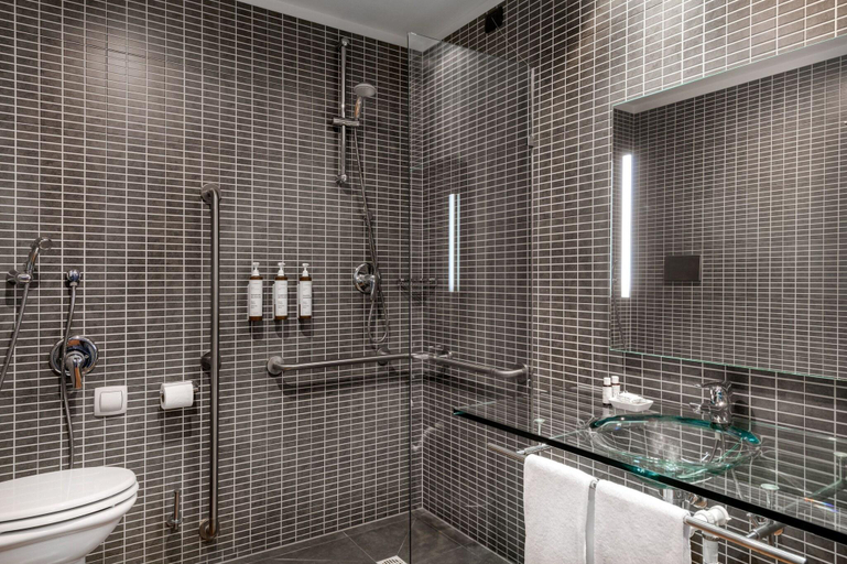 Bathroom 4, AC Brescia, Brescia