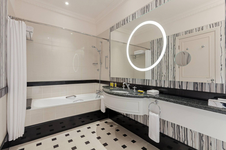 Bathroom 4, Marriott Hotel Tbilisi, Tbilisi