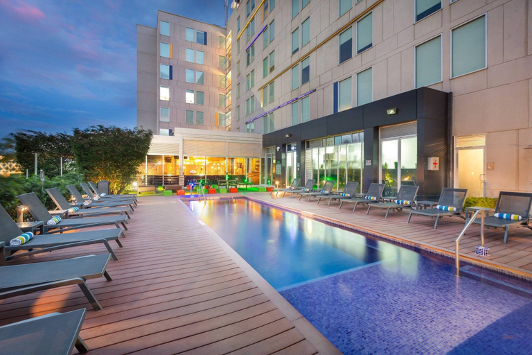 Sport & Beauty 2, Aloft San Jose, Santa Ana