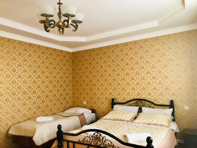 Bedroom 2, Guest House Elguja Qushashvili, Kazbegi