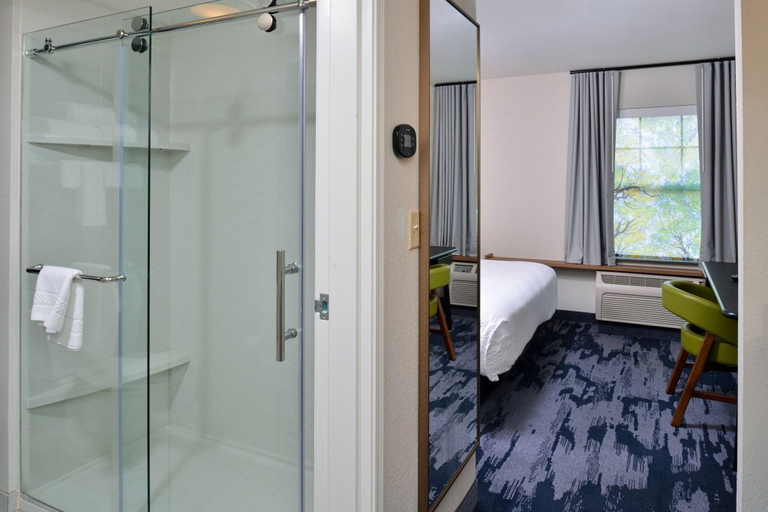 Bathroom 5, Fairfield Inn Suites by Marriott Goshen Middletown, Orange