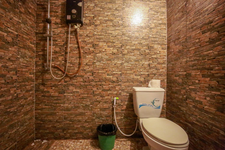 Bathroom 3, Tanihill Resort, Suan Phung