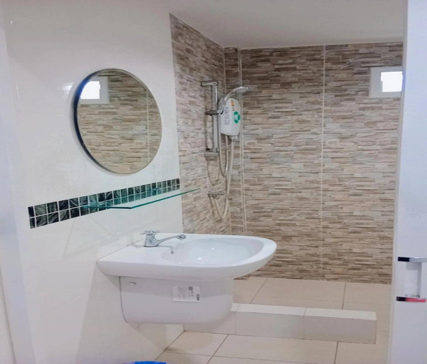 Bathroom 4, Popula Lanta Resort, Ko Lanta