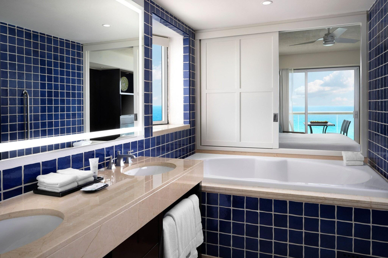 Bathroom 5, The Westin Lagunamar Ocean Resort and Villas, Benito Juárez