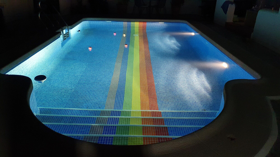 Sport & Beauty 5, Casa Rainbow - Boutique B&B, Almería