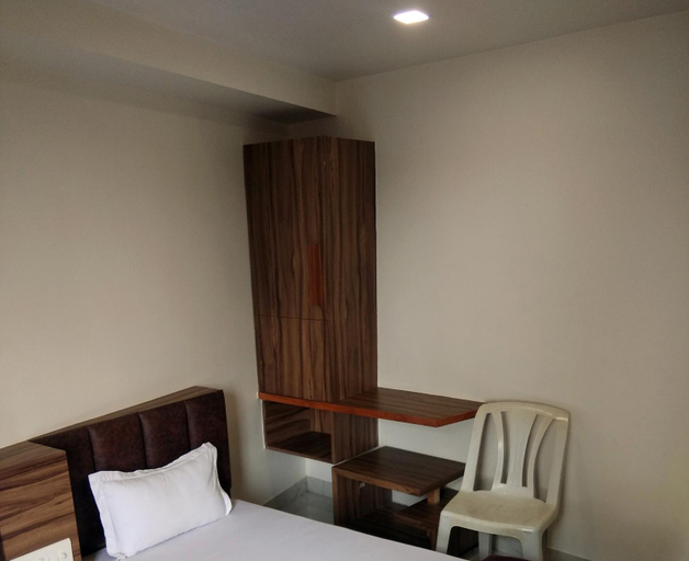 Bedroom 2, Hotel Milan, Ahmadabad