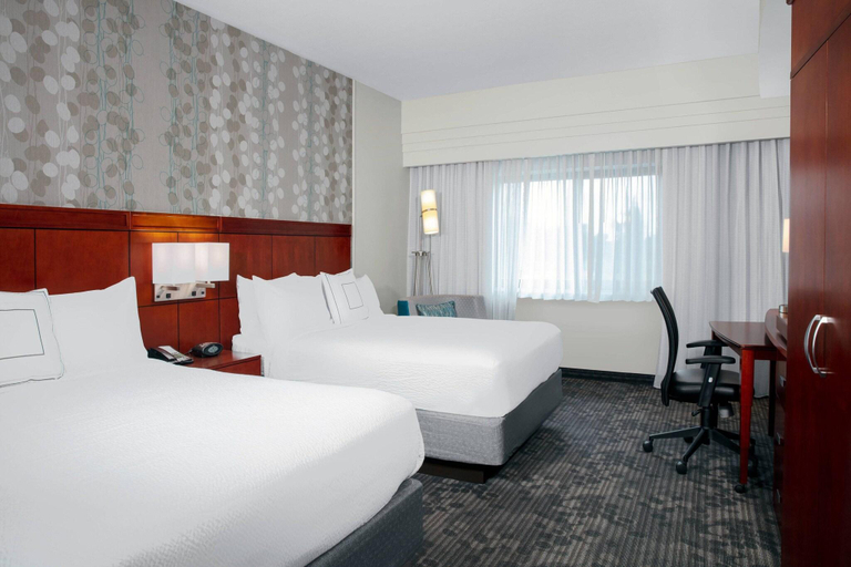 Bedroom 4, Courtyard by Marriott Jacksonville I-295/East Beltway, Duval