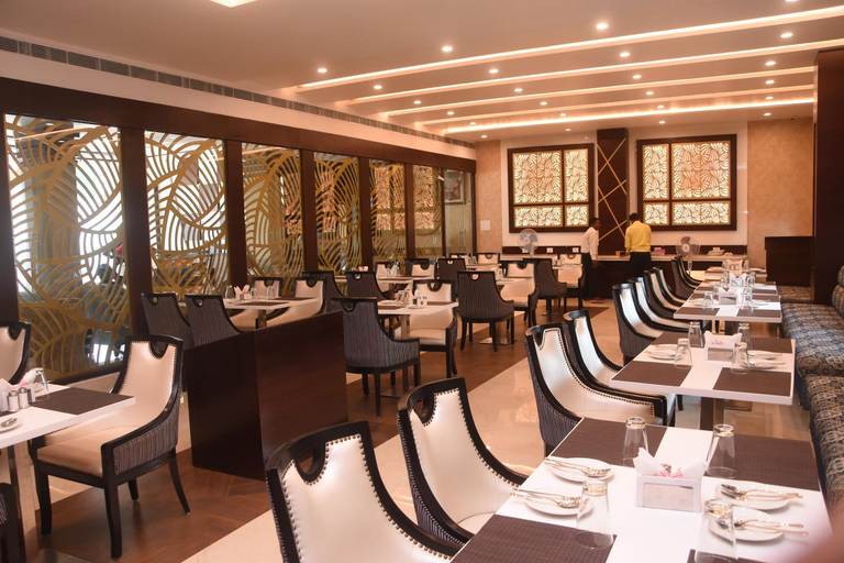 Food & Drinks 5, Hotel Nand Residency, Ghazipur