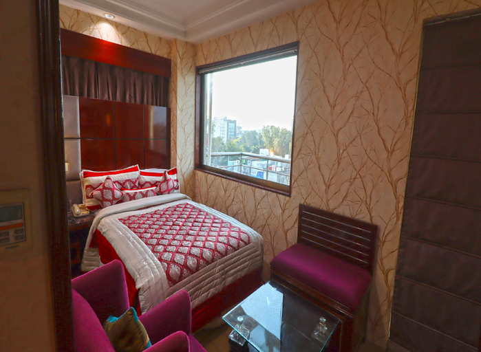 Bedroom 3, SkyCity Hotel Gurgaon, Gurgaon
