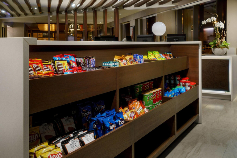 Food & Drinks 5, SpringHill Suites Chicago Downtown/River North, Cook