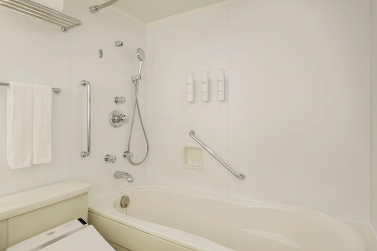 Bathroom 4, Courtyard Marriott Ginza Tobu Hotel, Chūō