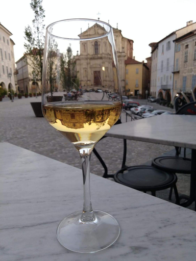 Food & Drinks 24
