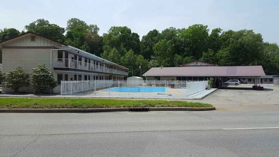 Exterior & Views, Best Budget Inn, Perry