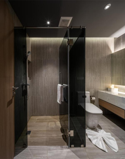 Bathroom 5, Luminous Resort & Spa by Areca, Phuket Island