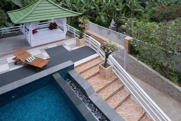Swimming Pool 7