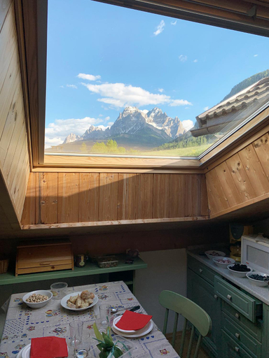 Others 5, Bachlaufen Haus, Bolzano