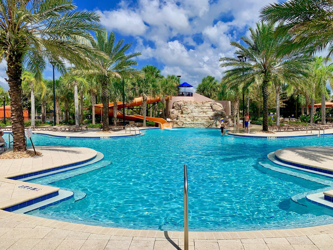 Outdoor pool 5, Luxury 5Bd w/ Jacuzzi & Pool Near Disney @ 5528, Polk