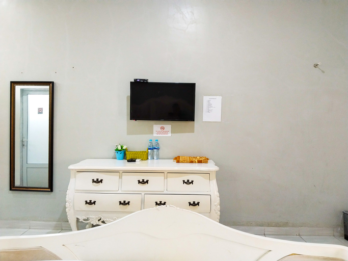 Bedroom 12