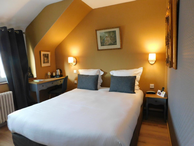Bedroom 12