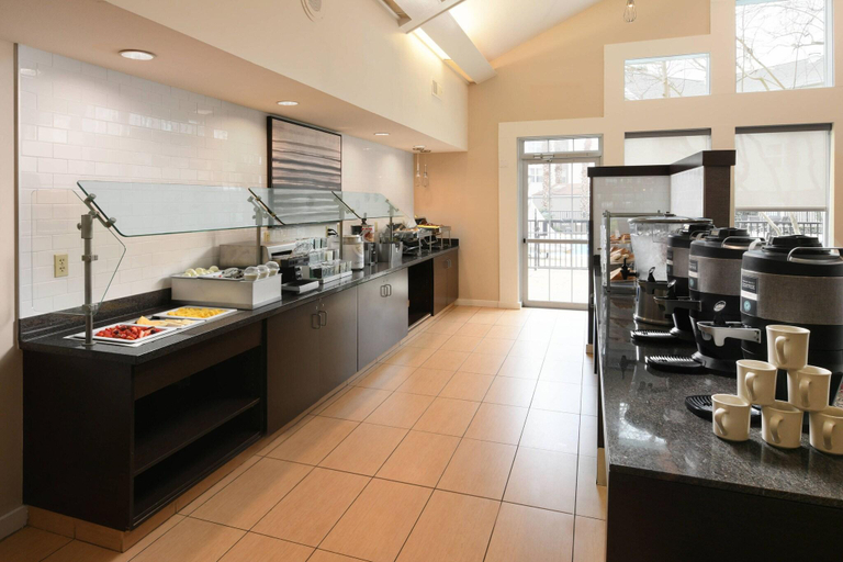 Food & Drinks 5, Residence Inn Houston Westchase on Westheimer, Houston
