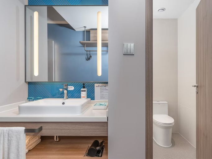 Bathroom 5