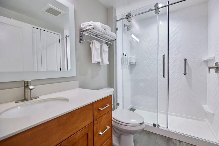 Bathroom 5, TownePlace Suites By Marriott, Jackson