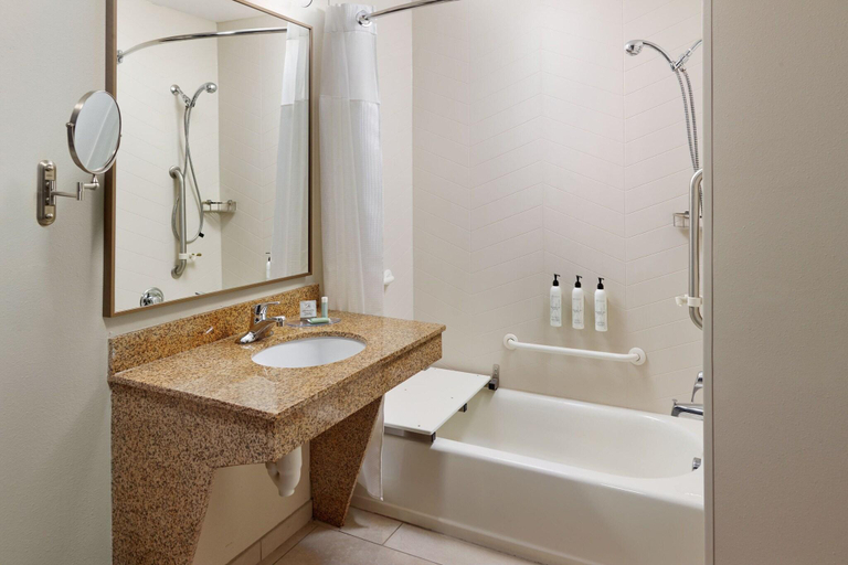 Bathroom 5, Fairfield Inn & Suites Warner Robins, Houston