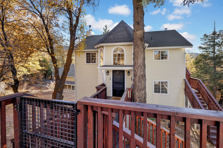 Exterior & Views 2, Slope View Chalet #2076, San Bernardino