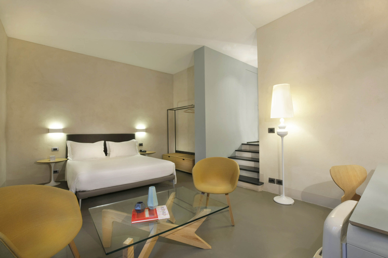 Bedroom 23