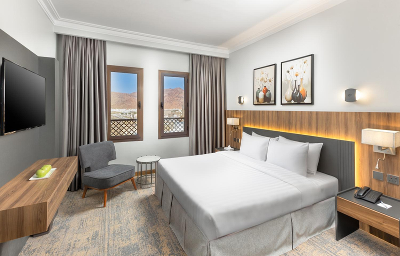 Bedroom 2, Ewan Dar Al Hijra Hotel, Al Madinah Al Munawwarah