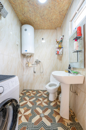 Bathroom, MTASHI - მთაში, Mestia