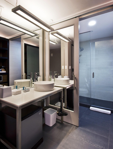 Bathroom 4, Aloft Beachwood, Cuyahoga