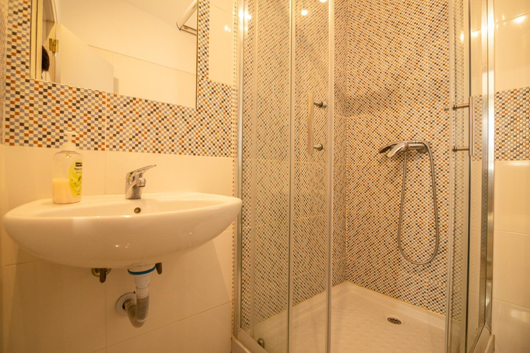 Bathroom 3, Hospedaria Santa Maria, Beja